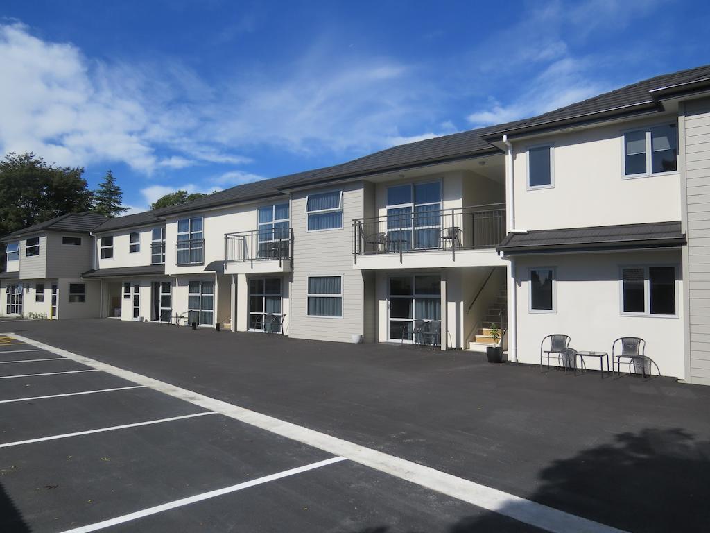 Ellena Court Motel Blenheim Exterior photo